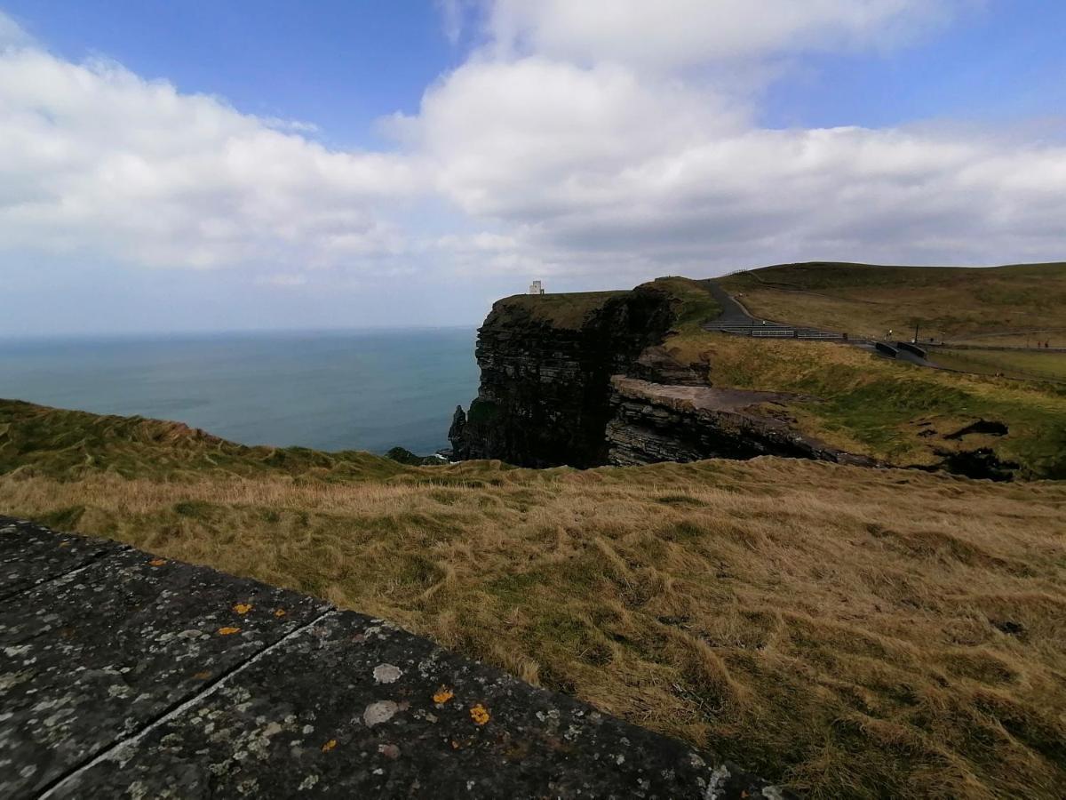 Aran View Country House And Lodge Doolin Bagian luar foto